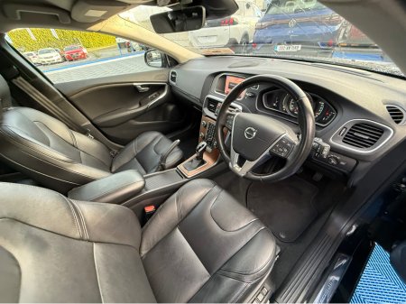 2018 Volvo V40 D4 INSCRIPTION - 2.0L DIESEL - AUTO - 12M WARRANTY - CAR: 1615 €14,950 thumbnail
