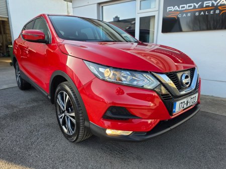 2017 Nissan Qashqai - thumbnail 1