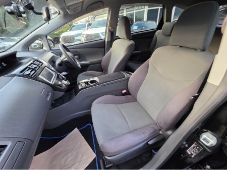 2013 Toyota Prius Alpha (7 Seater) - SELF CHARGING HYBRID -ALLOYS - REVERSE CAMERA -SIMI DEALER - LOW ROAD TAX BAND €13,450 thumbnail