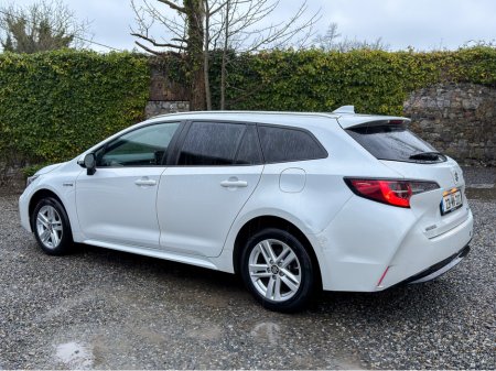 2023 Suzuki Swace 1.8 HYBRID SZ-T CVT 4DR AUTO €14,950 thumbnail