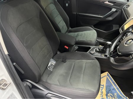 2020 Volkswagen Tiguan - thumbnail 12