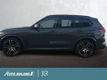 2023 BMW X5 50e PHEV 3.0 M Sport - Pan Roof, Heated Seats, Diamond Turned Alloy Wheels €72,995 thumbnail