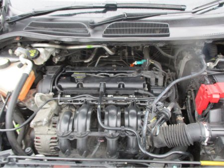 2017 Ford Fiesta - thumbnail 13