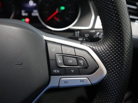 2021 Volkswagen Passat - thumbnail 13