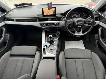 2017 Audi A4 - thumbnail 12