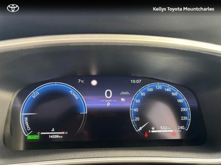 2025 Toyota Corolla Cross COROLLA CROSS 1.8 SOL €42,500