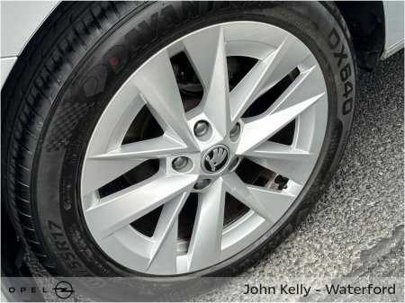 2024 Skoda Octavia - thumbnail 6