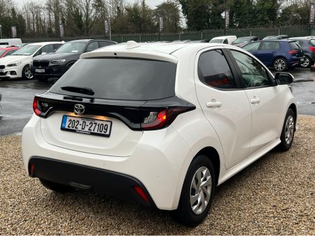 2020 Toyota Yaris ///NEW MODEL//1.0 PETROL//STUNNING CAR/// €14,950 thumbnail