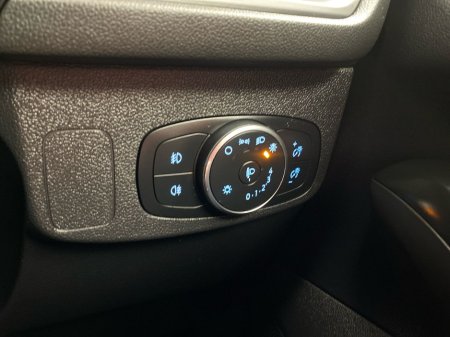 2023 Ford Focus - thumbnail 14