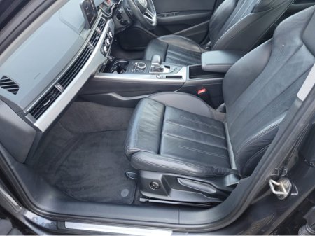 2019 Audi A4 LIMOUSINE 2.0 TDI S-TRONIC SE 4DR AUTO 30 €19,950 thumbnail