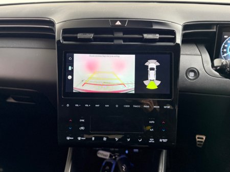 2023 Hyundai Tucson IX35 N-LINE 1.6 PHEV €36,990 thumbnail