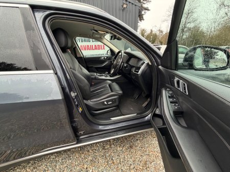 2020 BMW X5 xDrive45e xLine €34,999 thumbnail