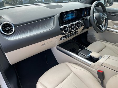 2022 Mercedes-Benz GLA Class - thumbnail 12