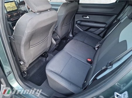 2025 Dacia Duster * 4X4 EXTREME MHEV 140BHP * TRINITY MOTORS * €30,945 thumbnail