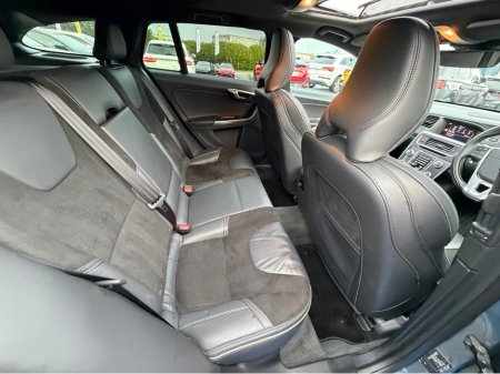 2017 Volvo V60 - thumbnail 29