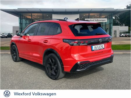 2025 Volkswagen Tiguan - thumbnail 3