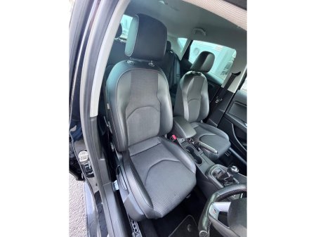 2015 SEAT Leon FR TECHNOLOGY TSI thumbnail