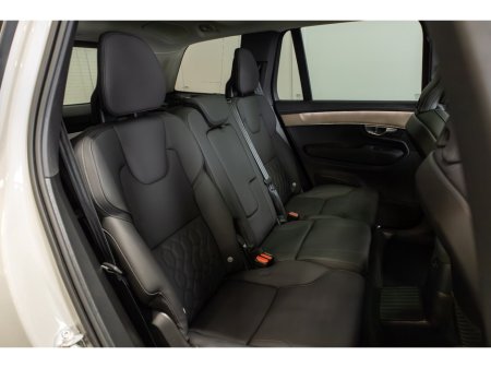 2025 Volvo XC90 - thumbnail 11