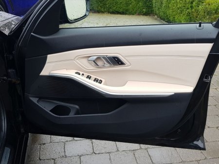 2019 BMW 3 Series - thumbnail 21