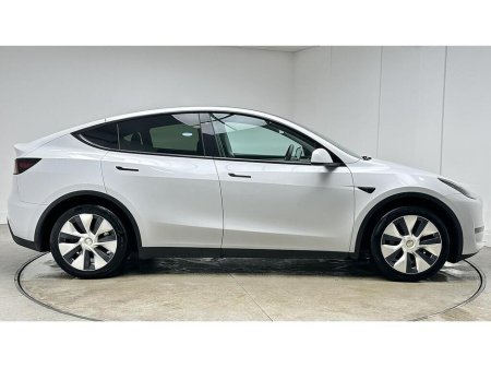 2022 Tesla Model Y - view 3