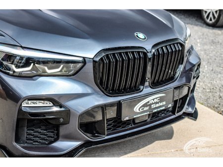 2021 BMW X5 - photo 6