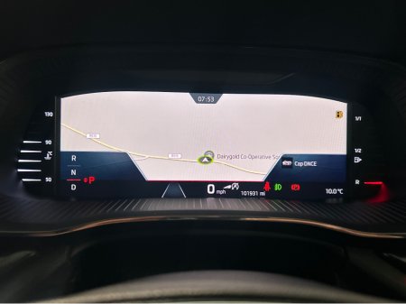 2023 Skoda Octavia - thumbnail 16