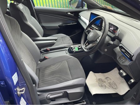 2023 Volkswagen ID.4 - thumbnail 7