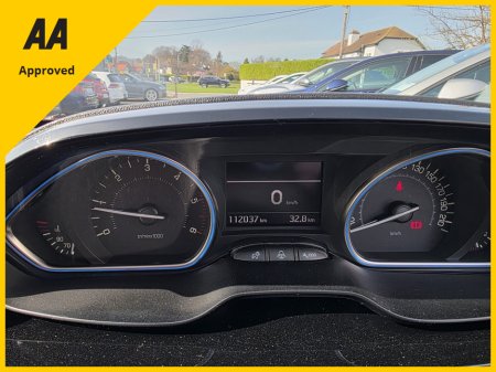 2017 Peugeot 2008 - thumbnail 5