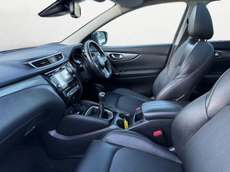 2018 Nissan Qashqai - thumbnail 6