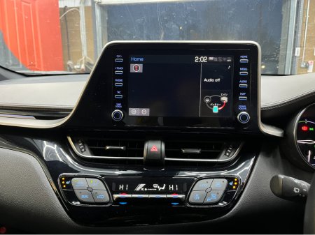 2020 Toyota C-HR €22950! 2020 TOYOTA C-HR G 1.8 AUTOMATIC / CRUISE CONTROL / REVERSE CAMERA / HEATED SEATS €22,950 thumbnail