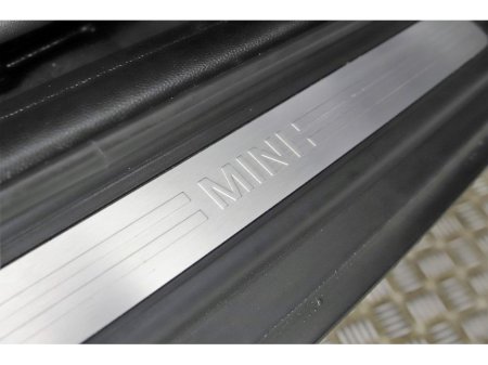 2016 MINI Hatch - thumbnail 24