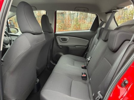 2018 Toyota Yaris 1.0 VVT-I ACTIVE 68BHP 5DR €12,950 thumbnail