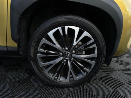 2021 Toyota Yaris Cross Toyota Yaris Cross 1.5 self charging hybrid, fully loaded with spec €24,900 thumbnail