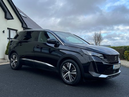 2023 Peugeot 5008 1.5 BlueHDi 130bhp Allure €33,950 thumbnail