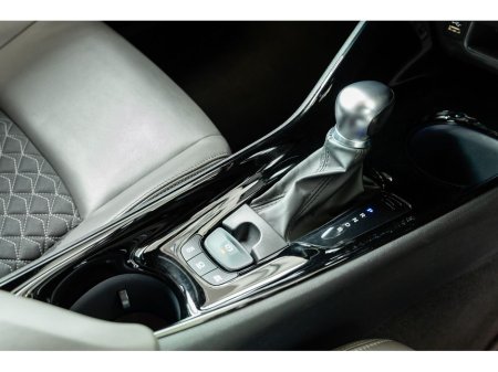 2023 Toyota C-HR SOL HYBRID €26,899 thumbnail