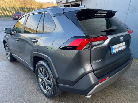 2022 Toyota Rav4 - view 4