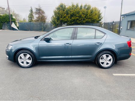 2015 Skoda Octavia - thumbnail 10