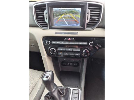 2017 Kia Sportage - thumbnail 16