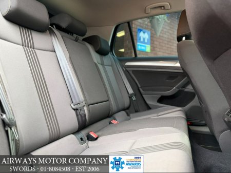 2016 Volkswagen Golf ALLSTAR 1.2 TSI DSG 5DR thumbnail