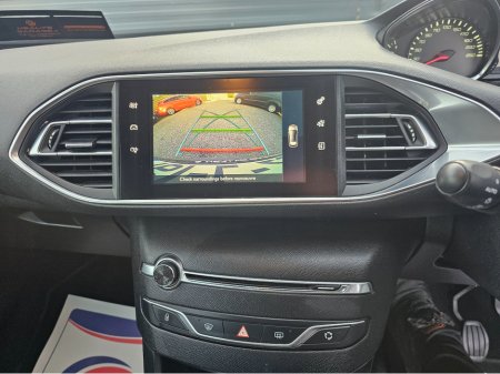 2016 Peugeot 308 - thumbnail 12