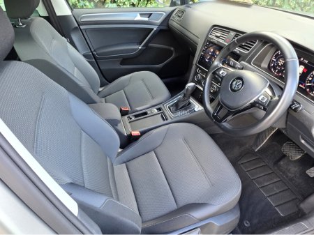 2020 Volkswagen Golf 2020 VW Golf 2.0 TDi Comfort Auto, Ultra Low Miles €24,900 thumbnail