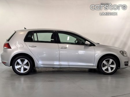 2016 Volkswagen Golf 1.6 TDI 5DR 110HP BlueMotion €15,480 thumbnail