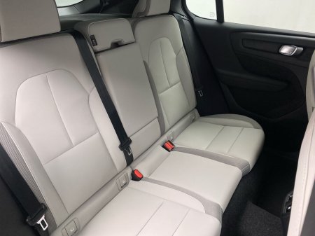 2026 Volvo EC40 - thumbnail 13