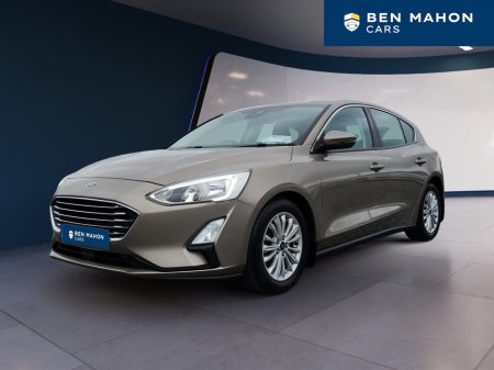 2019 Ford Focus - thumbnail 1