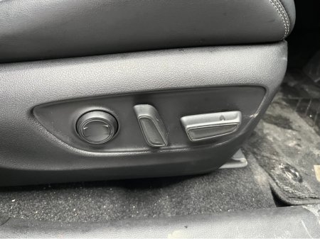 2023 Toyota Rav4 - thumbnail 12