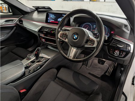 2020 BMW 5 Series - thumbnail 20