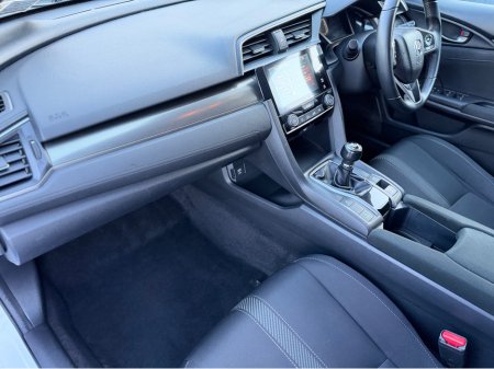 2017 Honda Civic - thumbnail 44