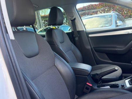 2019 Skoda Octavia - thumbnail 16