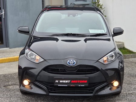 2022 Toyota Yaris - thumbnail 5