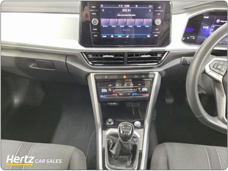 2024 Volkswagen T-Roc SPEC ED 1.0TSI Petrol Manual €28,970 thumbnail
